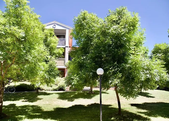 The Bedford At Braddon - 2Br With Free Parking & Wifi